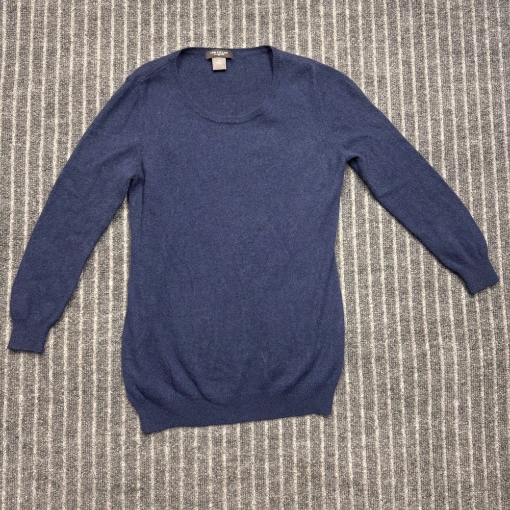 Ann Taylor Womens Cashmere Sweater Medium Navy Blue Scoop Neck Long Sleeve Soft